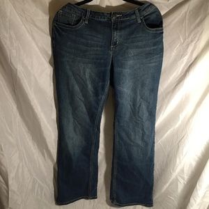 Earl Jeans Size 16 embroidered back pockets